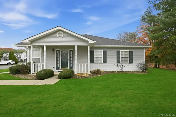 12 Merrimack Road, Smithtown, NY 11787