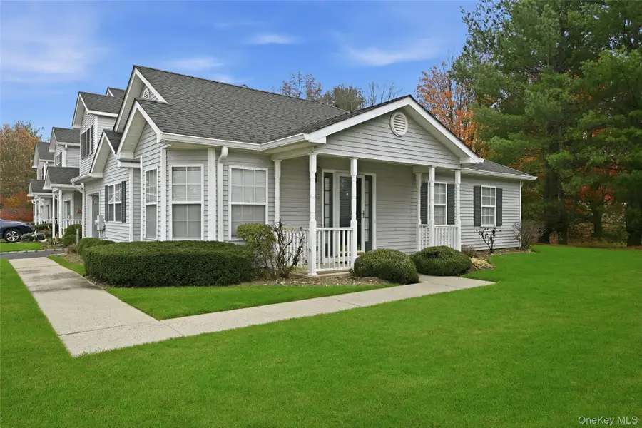 12 Merrimack Road, Smithtown, NY 11787 - Image #2