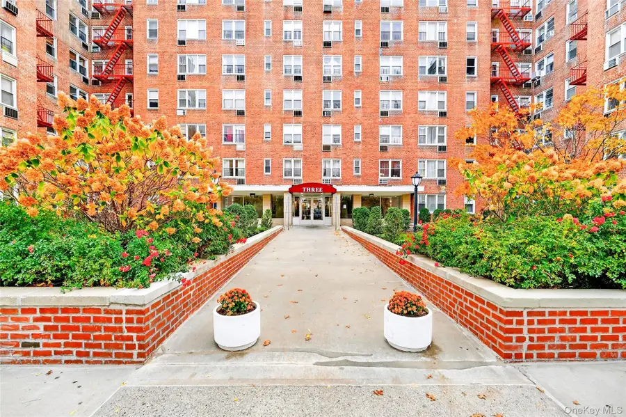 3 Sadore Lane #3F, Yonkers, NY 10710 - Image #3