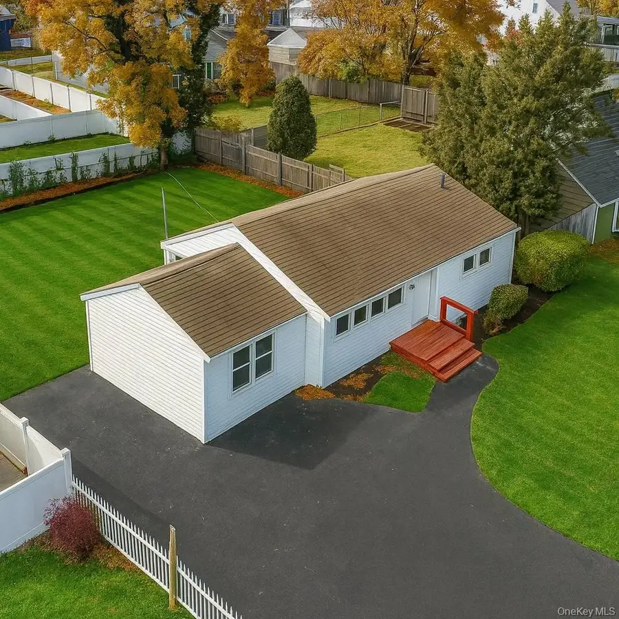 148 Claywood Drive, Brentwood, NY 11717 - Image #2