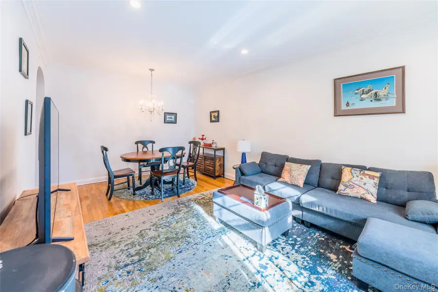 43 Floral Blvd #1C, Floral Park, NY 11001 - Image #2