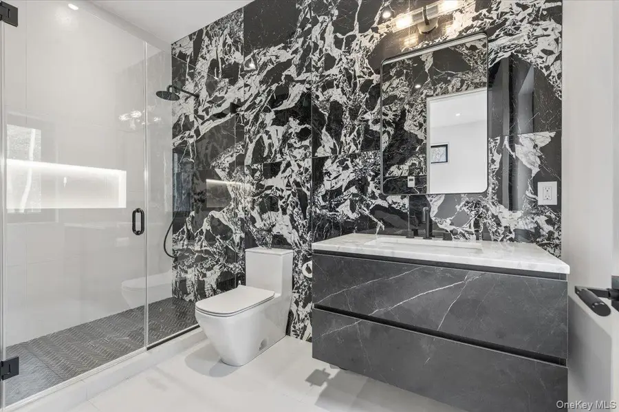 21 Westwood Road, Wainscott, NY 11975 - Image #3