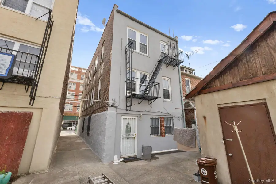 953 Rhinelander Avenue, Bronx, NY 10462 - Image #3