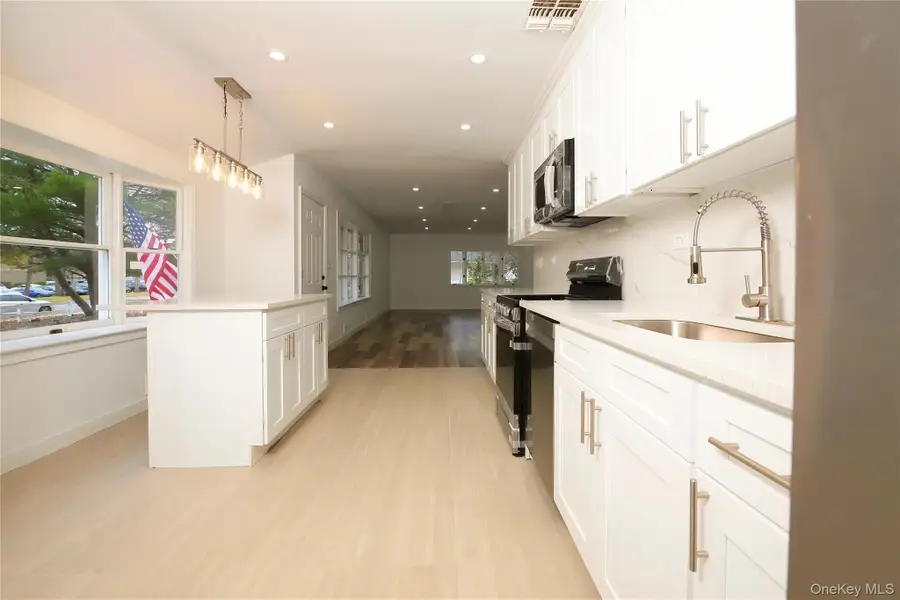 741 Ocean Avenue, Bohemia, NY 11716 - Image #2