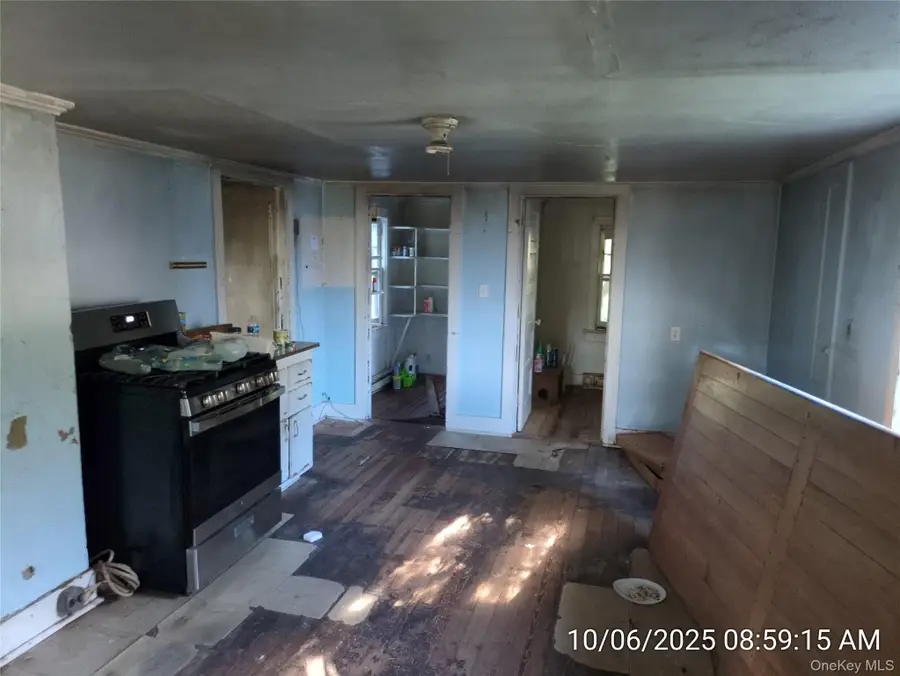 178 Montauk Highway, Speonk, NY 11972 - Image #2