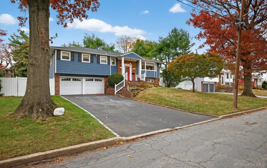 15 Duke Place, Glen Cove, NY 11542 - Image #2