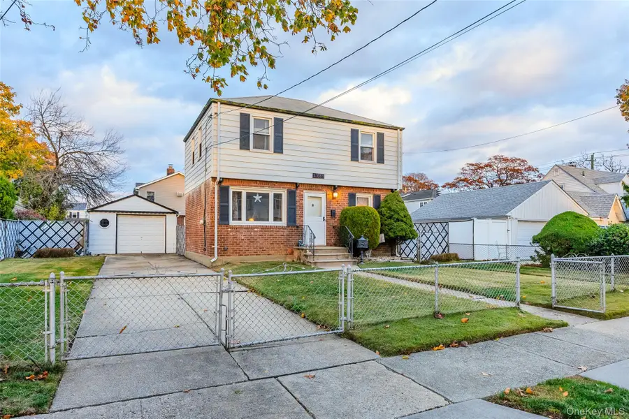 2231 3rd Street, East Meadow, NY 11554 - Image #2