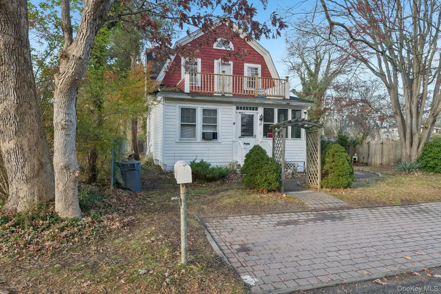 83 Elm Road E, Mastic Beach, NY 11951 - Image #3