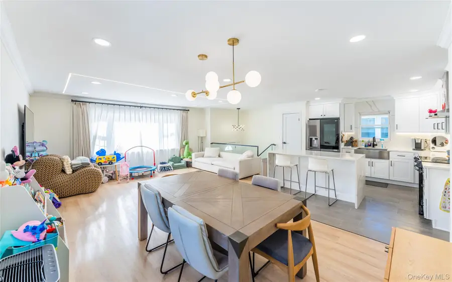 36 Adams Street, Floral Park, NY 11001 - Image #2