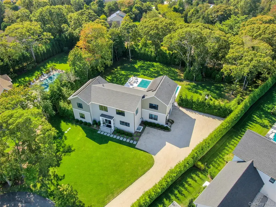 4 Piperwoods Lane, Quogue, NY 11959 - Image #2