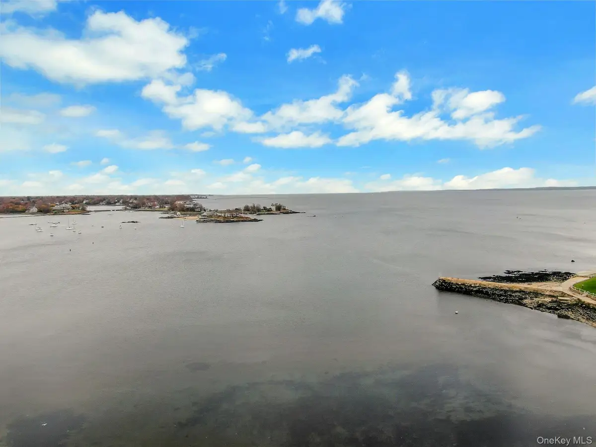 1 Echo Bay Place, New Rochelle, NY 10805 - Image #1