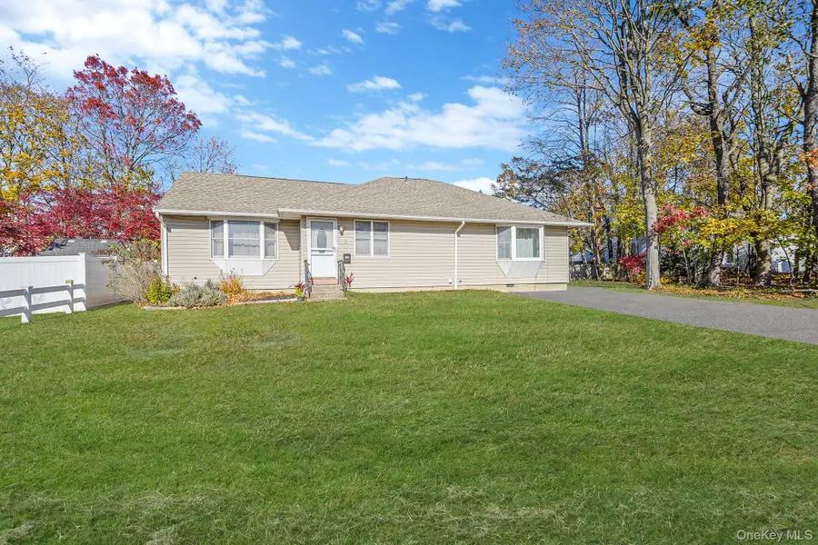 24 E 6th Street, Patchogue, NY 11772 - Image #2