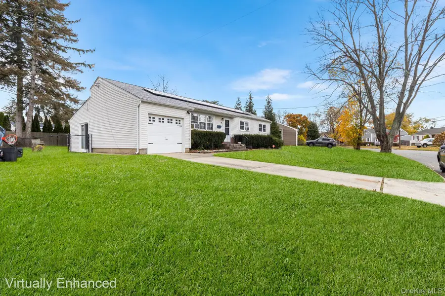 9 Elberta Drive, East Northport, NY 11731 - Image #2