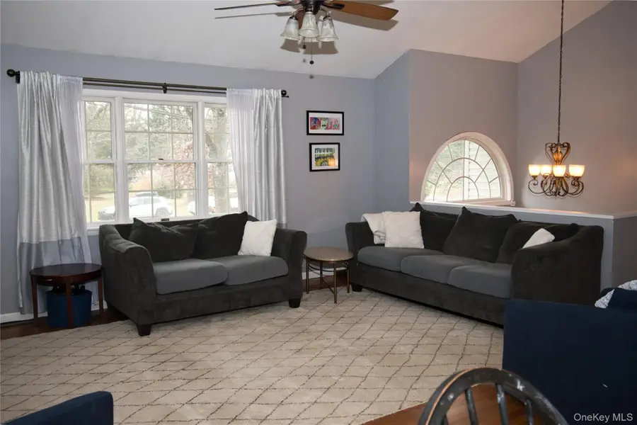 105 Oak Ridge Road, Hopewell Junction, NY 12533 - Image #2