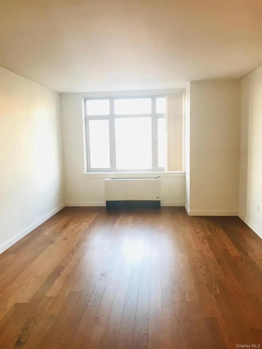 40-28 College Point Boulevard #1002, Flushing, NY 11354 - Image #2