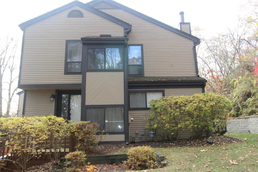 126 Whitetail Circle, Ossining, NY 10562 - Image #3