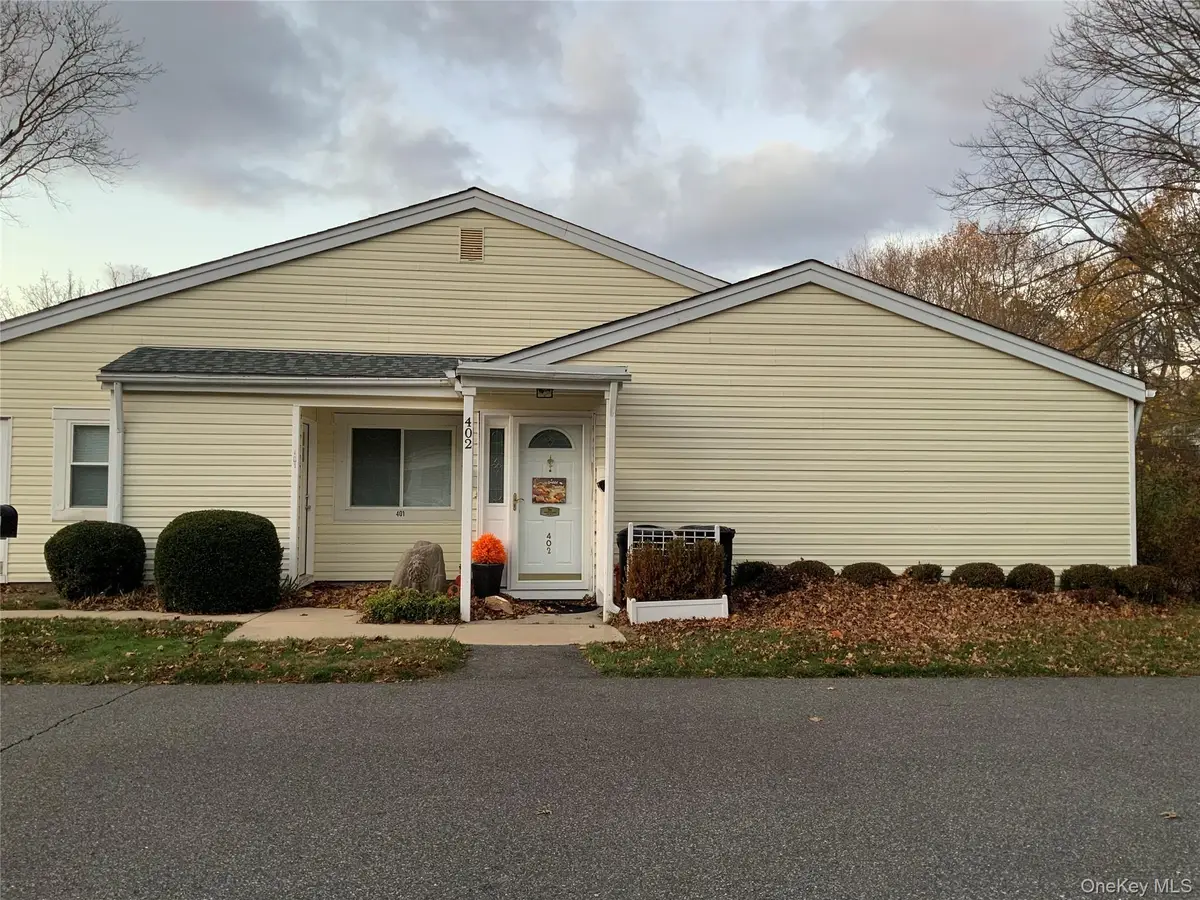 401 Cabot Court E, Saint James, NY 11780 - Image #1