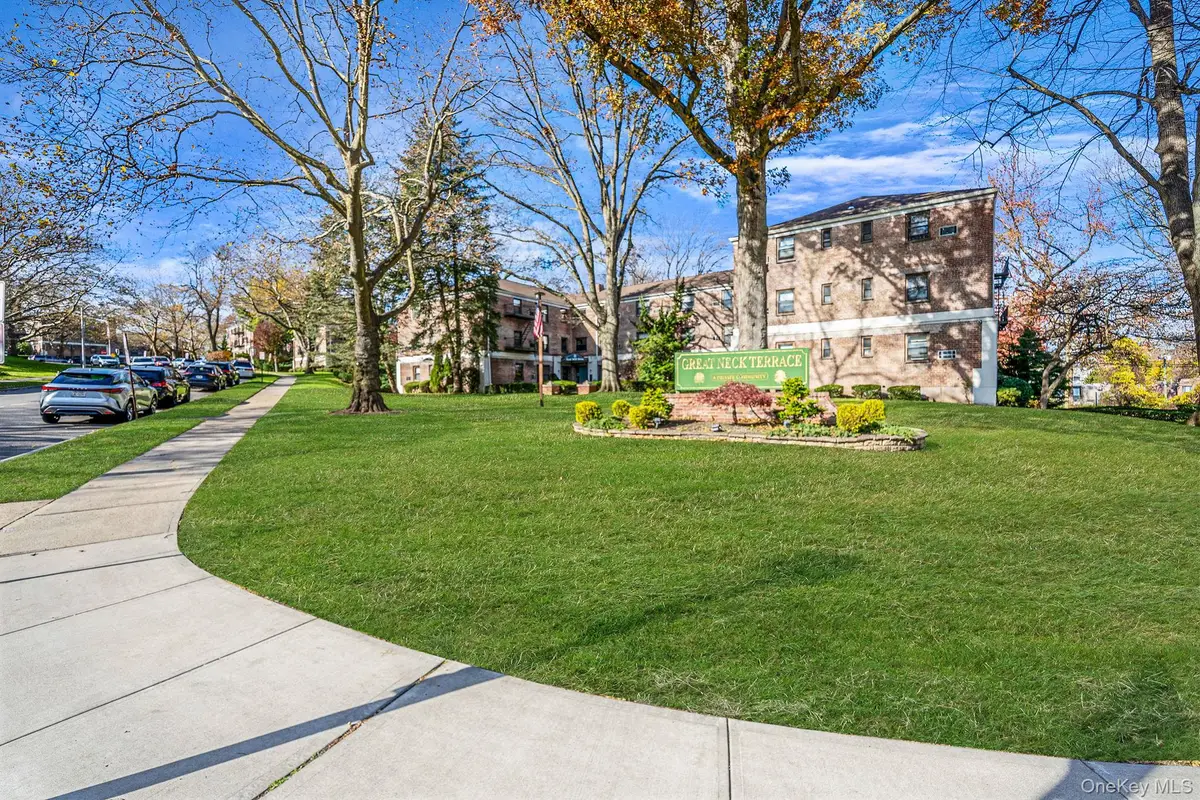 8 Terrace Circle #1G, Great Neck, NY 11021 - Image #1