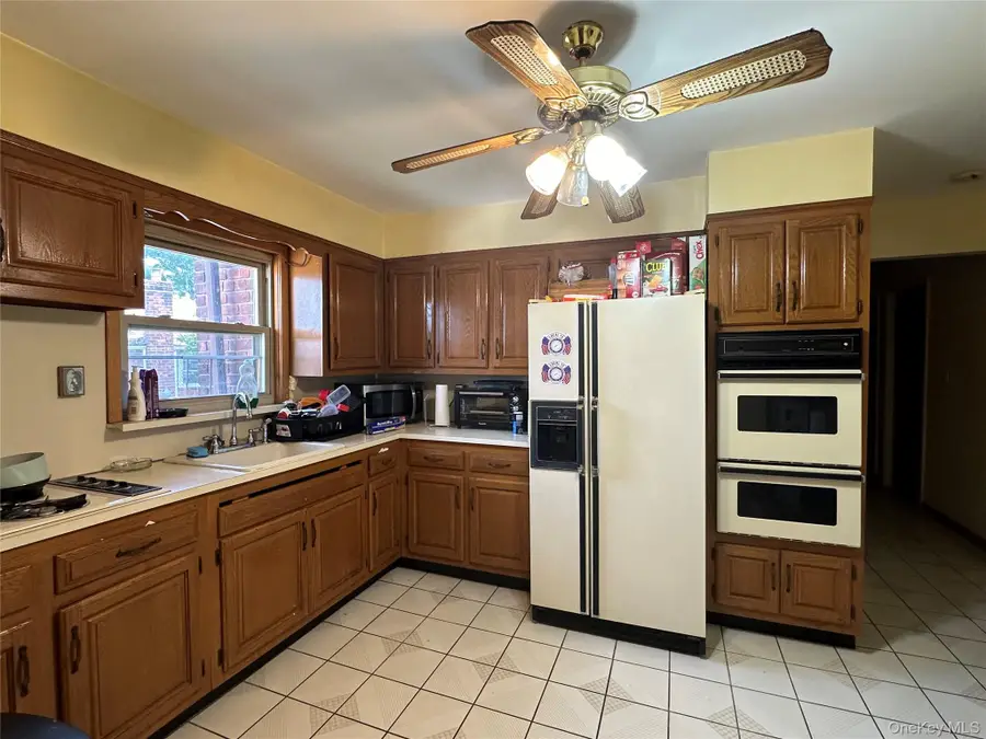 141-33 255th Street, Rosedale, NY 11422 - Image #3