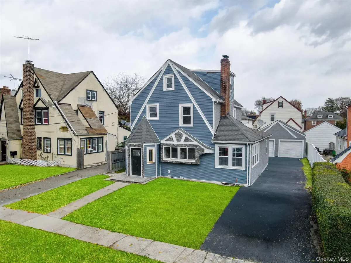 28 Cornwall Lane, Hempstead, NY 11550 - Image #1