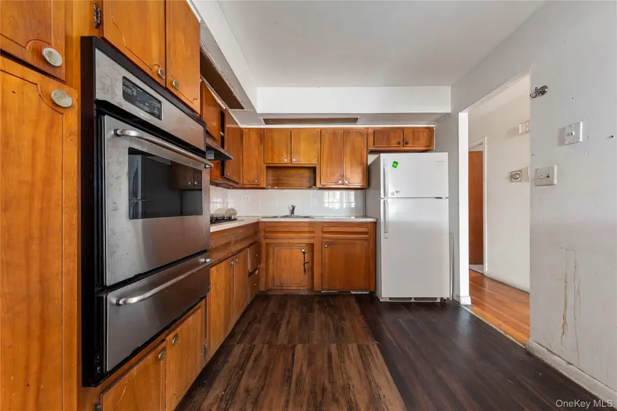 71-34 Kissena Blvd, Flushing, NY 11367 - Image #3