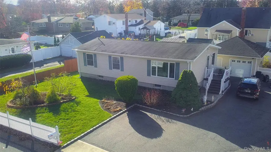 146 Webster Avenue, Lake Ronkonkoma, NY 11779 - Image #2