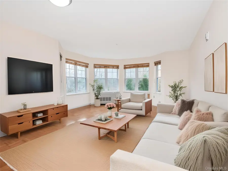 314 Sutton Drive #314, Mount Kisco, NY 10549 - Image #3