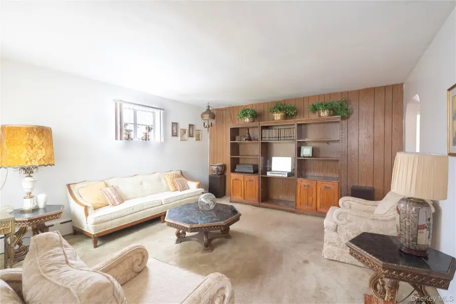 1616 Hammersley Avenue, Bronx, NY 10469 - Image #3