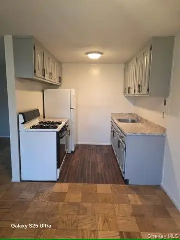 1233 Melville Rd #24, Farmingdale, NY 11735 - #2