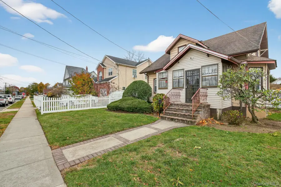 82 E Clinton Avenue, Roosevelt, NY 11575 - Image #3