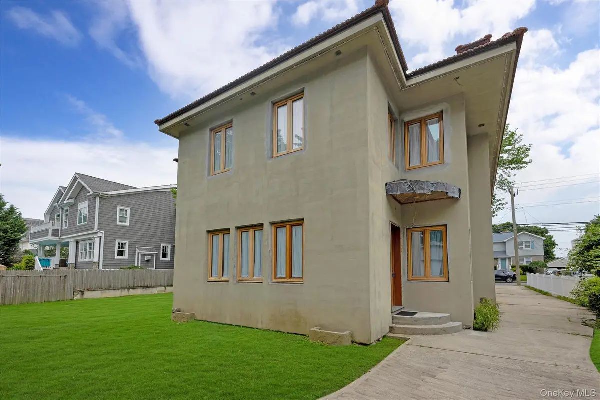 181 Walnut Street, Lynbrook, NY 11563 - Image #1