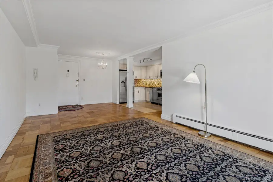 157 Hempstead Avenue #B20, Lynbrook, NY 11563 - #3