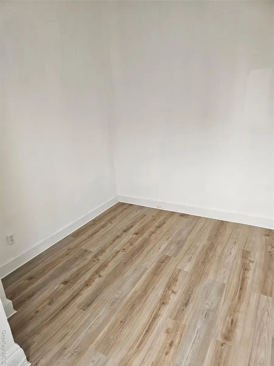 176 Barbey Street #2 floor, Brooklyn, NY 11207 - Image #2