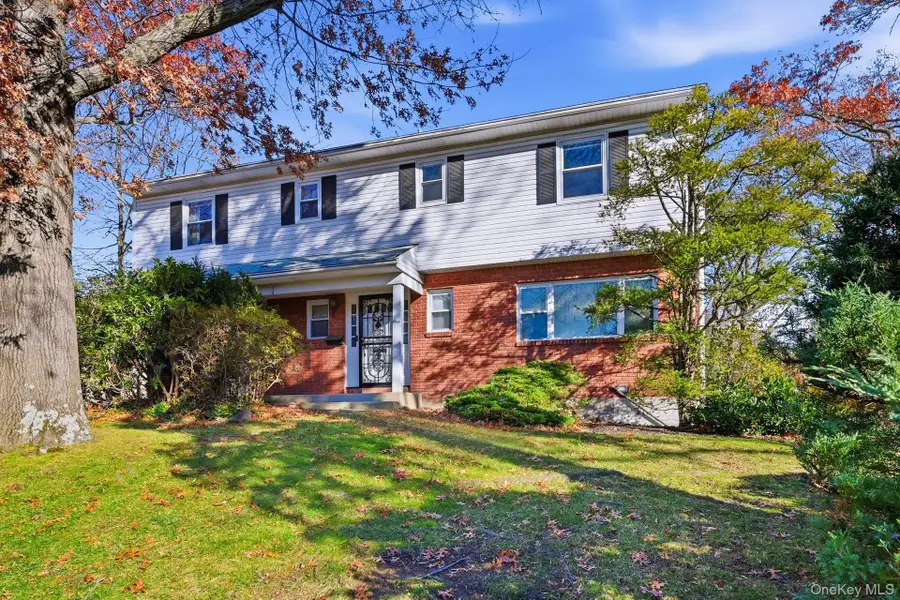 1 Hillcrest Road, Port Washington, NY 11050 - Image #2