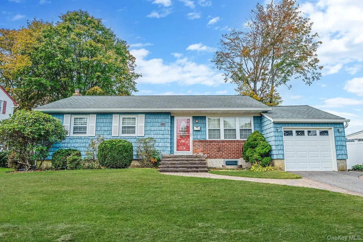 266 Tree Road, Centereach, NY 11720 - Image #1