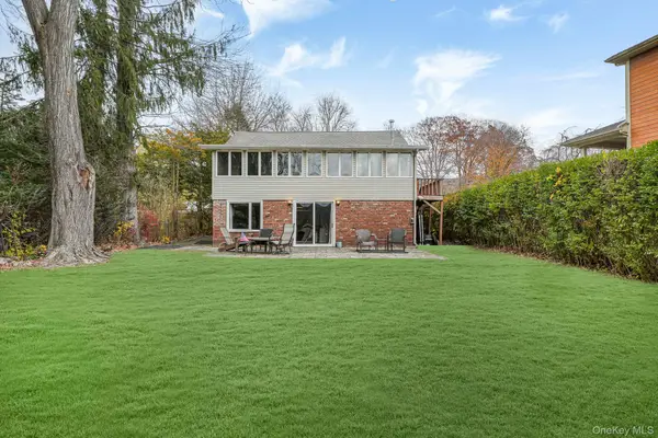 25 Teneyck Avenue, Greenwood Lake, NY 10925