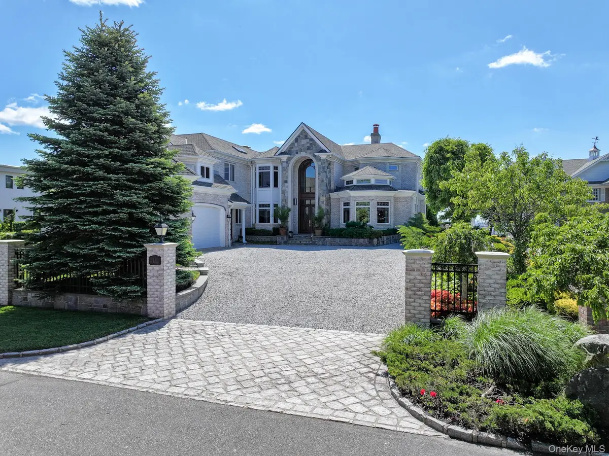 Address Withheld By Seller, West Islip, NY 11795 - #1