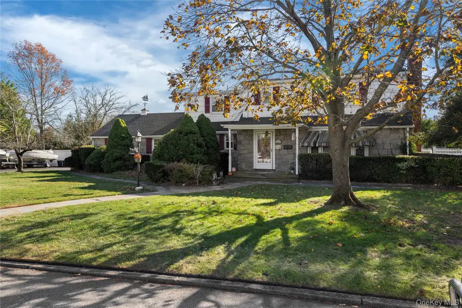 6 White Birch Drive, Babylon, NY 11702 - Image #2