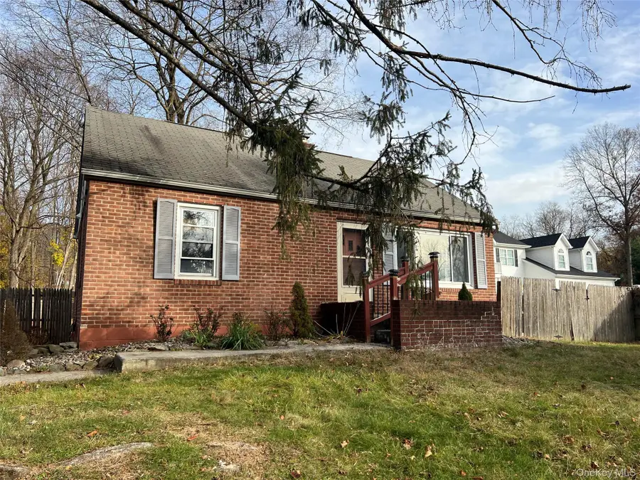 3 Davis Road, Poughkeepsie, NY 12603 - Image #2