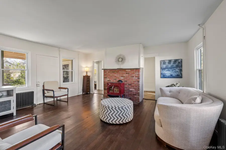 10 Albertson Street, Hyde Park, NY 12538 - Image #3