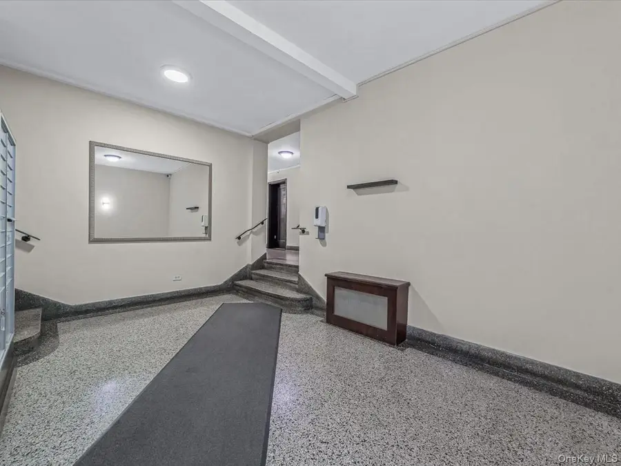 102-55 67th Road #4W, Forest Hills, NY 11375 - Image #2