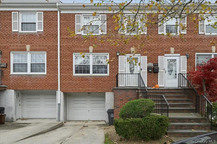 6239 Douglaston Parkway #19, Douglaston, NY 11362 - Image #3