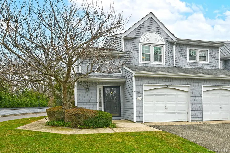 79 Lakebridge Drive S, Kings Park, NY 11754 - Image #3