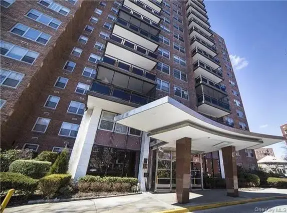 70-20 108th Street #9S, Forest Hills, NY 11375