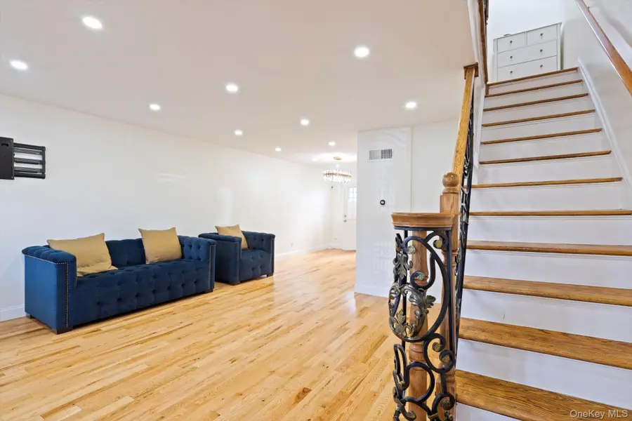 144-14 68th Avenue, Flushing, NY 11367 - Image #3