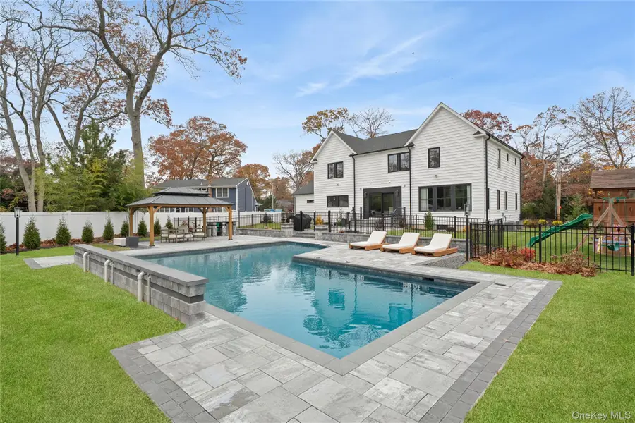 18 Timberpoint Road, East Islip, NY 11730 - Image #2