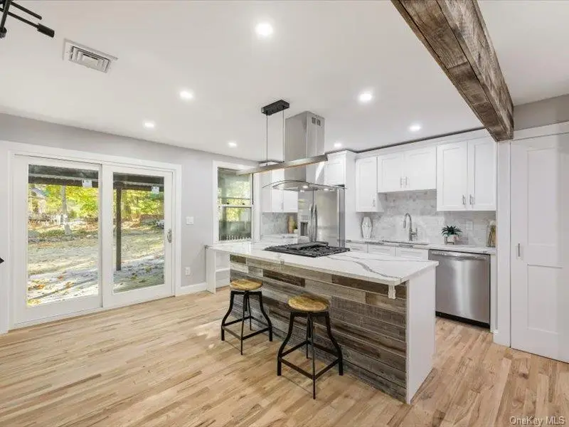 6 Winnetou Road, White Plains, NY 10603 - Image #3