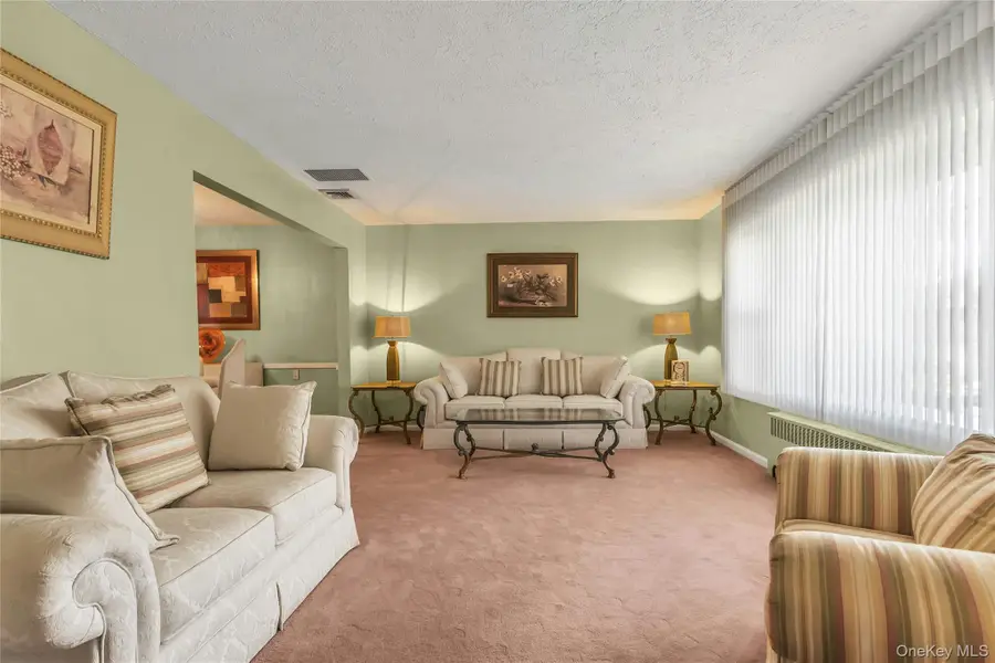 946 Bard Road, Westbury, NY 11590 - Image #3