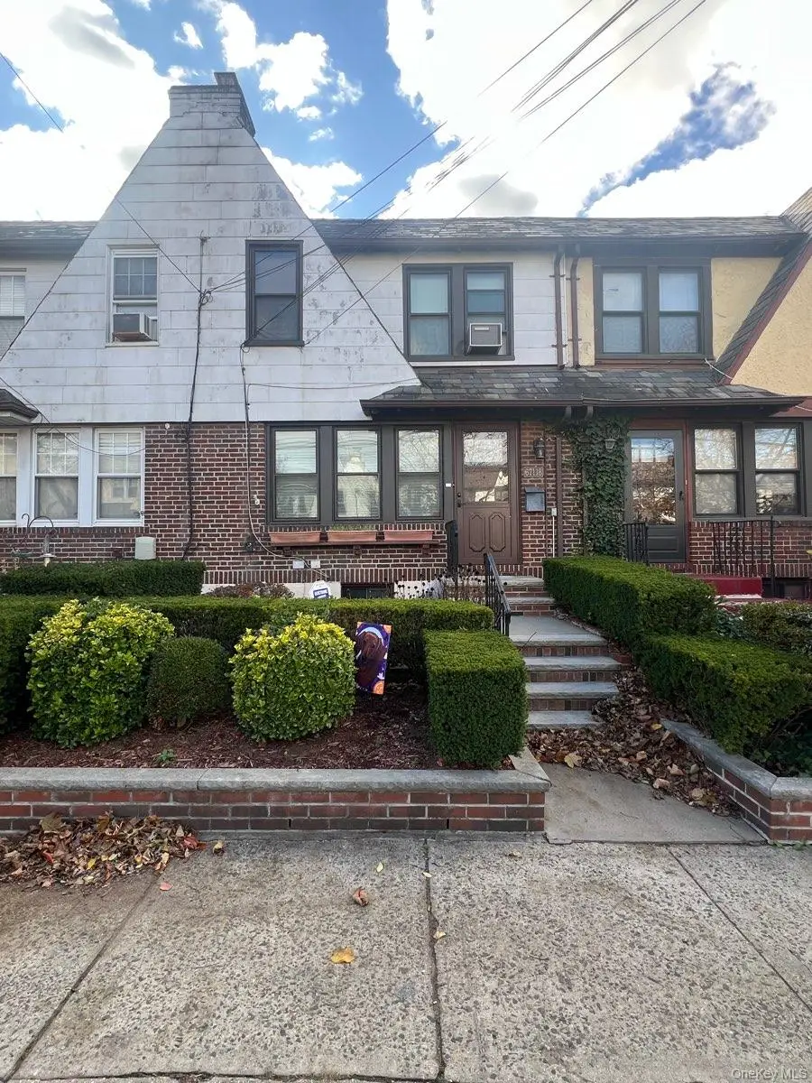 67118 Dartmouth Street, Forest Hills, NY 11375 - Image #2