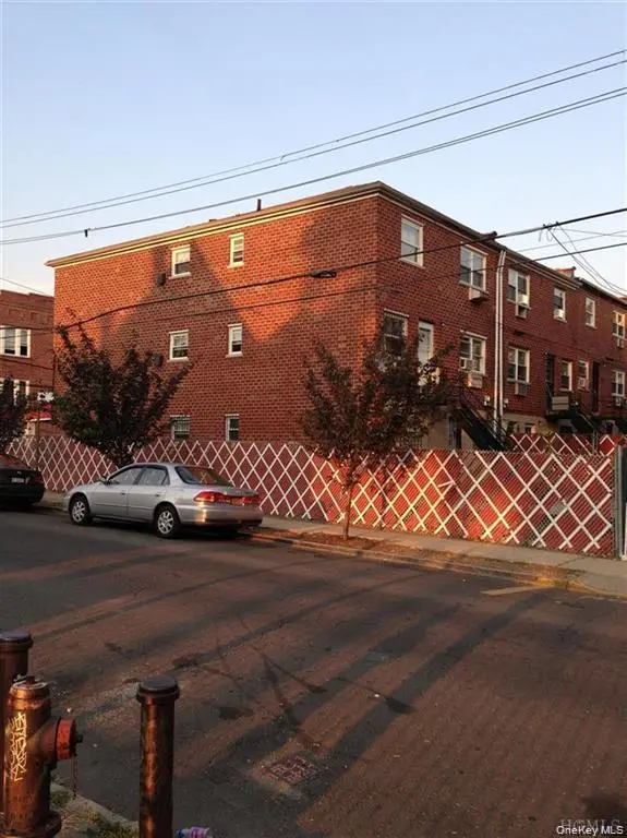 658 E 216th Street, Bronx, NY 10467 - Image #2